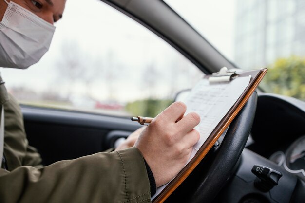 Jak psychotesty wpływają na bezpieczeństwo w ruchu drogowym – analiza dla kierowców zawodowych
